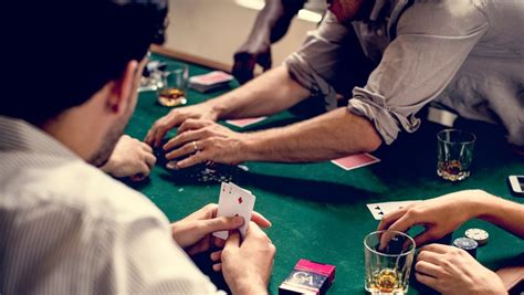 multiway poker|Your Complete Guide to Multiway Pots in Poker – BetMGM.